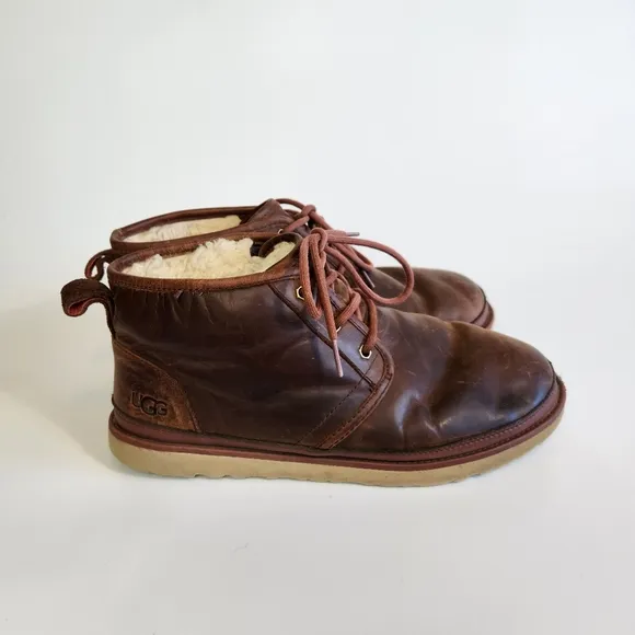 UGG Boots Mens‎ Size 11 Neumel Lined Brown Leather Chukka Lace Up Boots Western