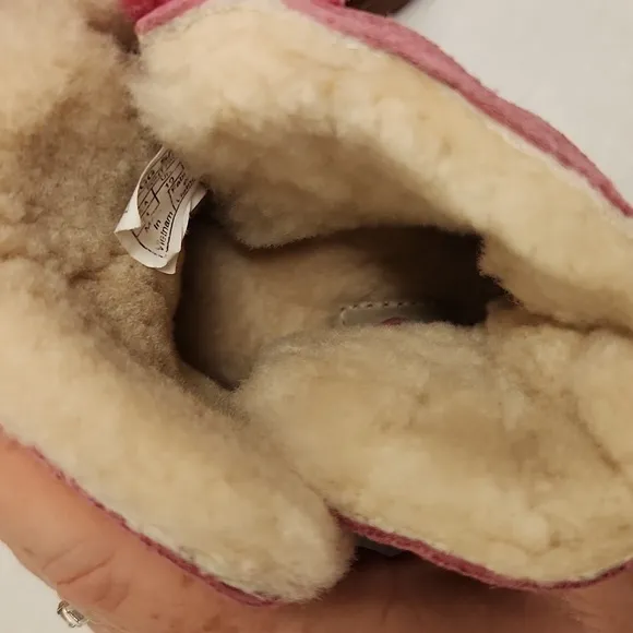 UGG boots pink faux fur lined size 10
