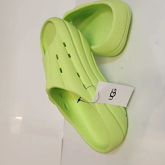 UGG Bright Green Foam Slides Size 8 NWT