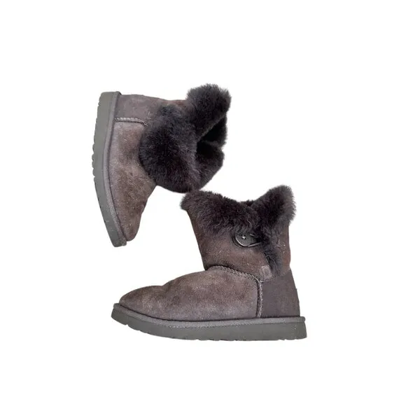 UGG Brown Sheepskin &amp; Suede Fur-Lined Boots