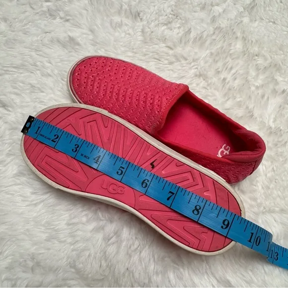 UGG Caplan Pink Mesh Slip On Sneakers Size 5.5