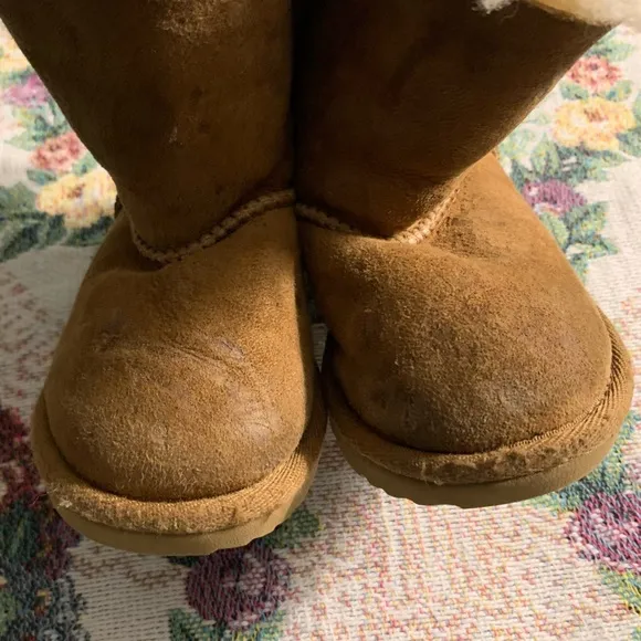 UGG Chestnut Suede Bailey Bow BOOTS Baby Kids size 6