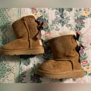 UGG Chestnut Suede Bailey Bow BOOTS Baby Kids size 6