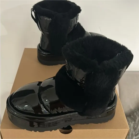 UGG Chillapeak patent leather Fur Boots 6