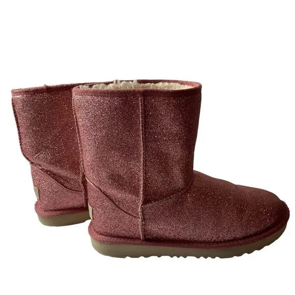 UGG Classic Glitter suede sheepskin fur lined Pink big girls boots Size 5