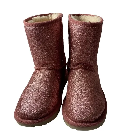 UGG Classic Glitter suede sheepskin fur lined Pink big girls boots Size 5