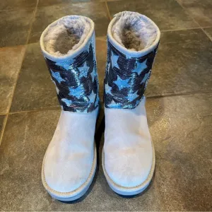 UGG Classic Sequin Stars boots, gray suede, fur lined, size 8, comfy