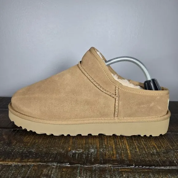 UGG Classic Slipper Womens Size 10 Slip On Shoes Boots Brown Fur Lined