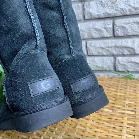 Ugg Classic Short Boot Black