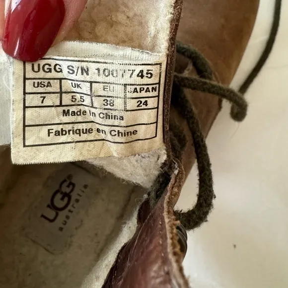 UGG Denhali Brown Leather Fur Lined Waterproof Hiking‎ Boots