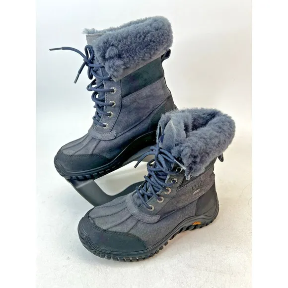 UGG F10011I Women's Adirondack Slate Suede Boots Size 8 Sheepskin Waterproof