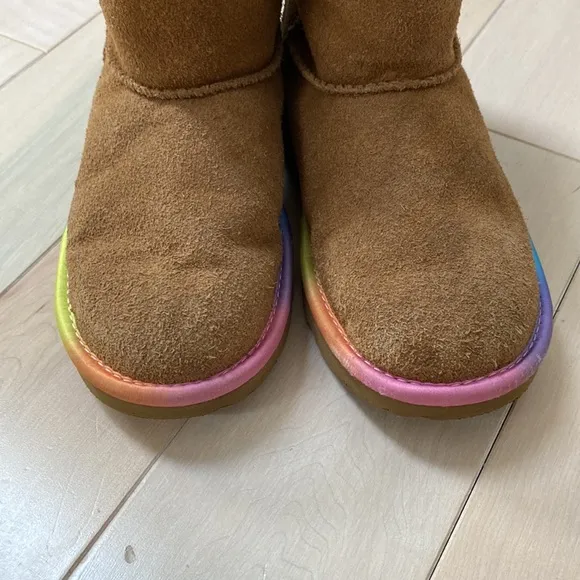 Ugg girls brown rainbow shearling sheepskin fur lined suede leather boots