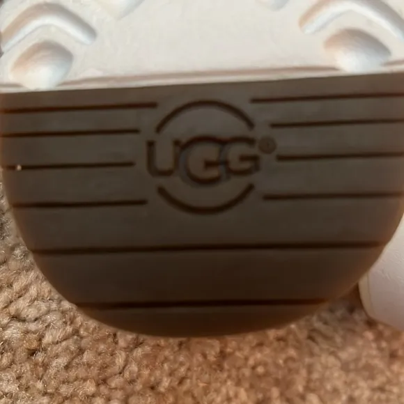 UGG Hanneli Platform Leather Slides
