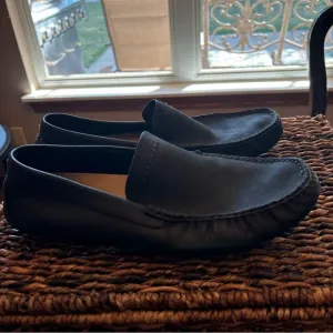 UGG Henrick Loafers Slip on Moccasins Black Size 10.5 Men's 1017317 Leather