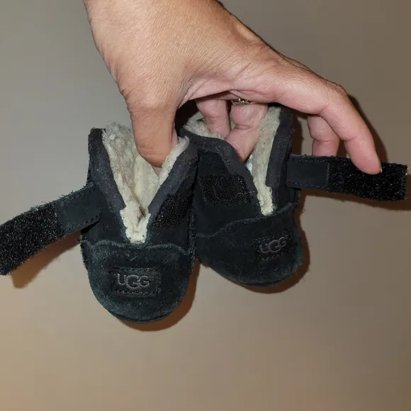 UGG Jesse ll Boots Light Soft Rubber Sole 2/3