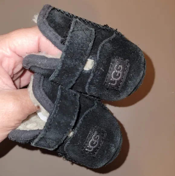 UGG Jesse ll Boots Light Soft Rubber Sole 2/3
