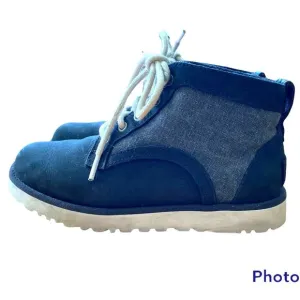 UGG Kids Black and Gray Sherpa Lining Lace Up Boots 4us