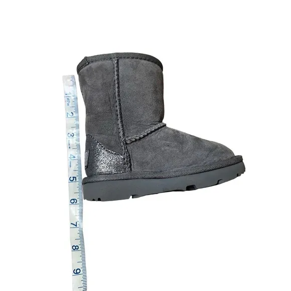 UGG Kid’s Classic Water Resistant Boots Gray Size 7 Toddler