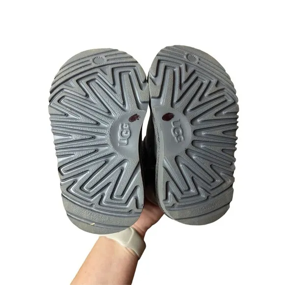 UGG Kid’s Classic Water Resistant Boots Gray Size 7 Toddler