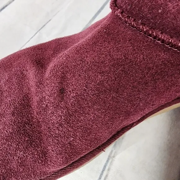 UGG Koolaburra Suede Leather Shearling Fur Lined Winter Boots Cranberry Size 4