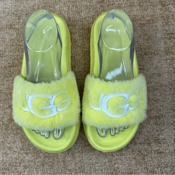 UGG Latin Fur Margarita Yellow Slides/Sandals Women’s Size 8