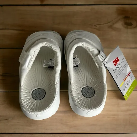 UGG Men’s Maxxer White 3M Thinsulate Slides Sandal