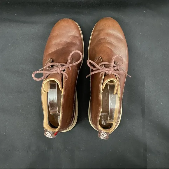 UGG Men’s Treadlite Energ Waterproof Brown Leather Chukka Boots Size 10