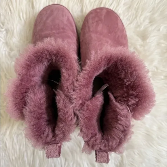 UGG Mini Bailey Flex Boots