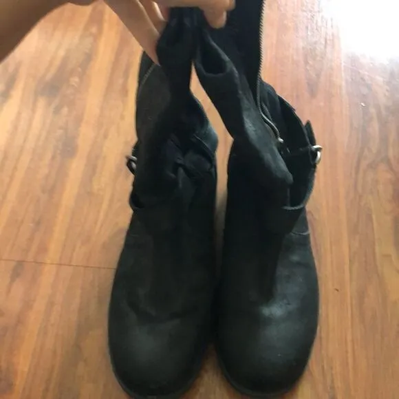 UGG Moto black leather boots distressed black so 8.5