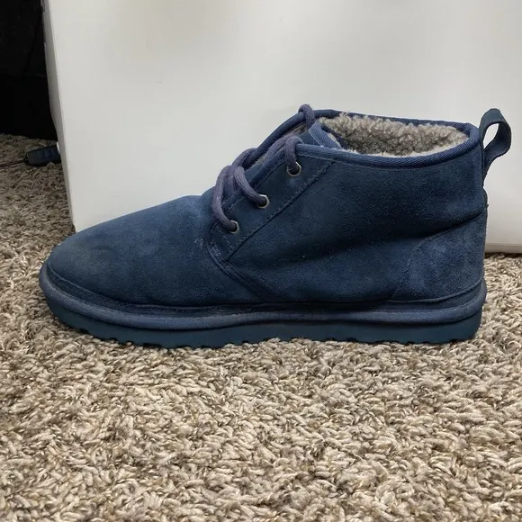 UGG Neumel Blue Suede Monochrome Shearling Fur Lined Chukka Boots Mens Size 10