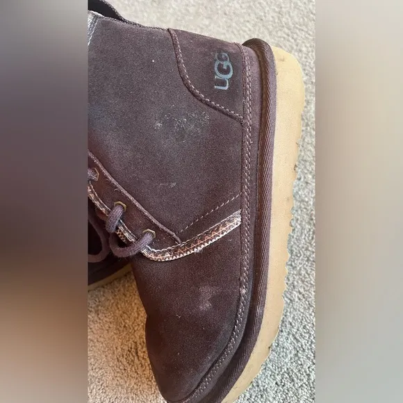 UGG Neumel II Tasman Youth size 2 Brown Boots