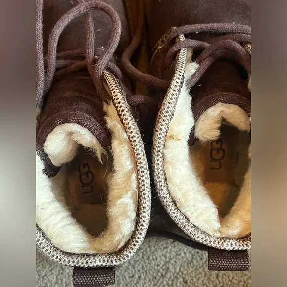 UGG Neumel II Tasman Youth size 2 Brown Boots