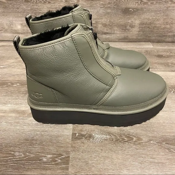 UGG | Neumel Platform Zip Chukka Boots In Ultra Matte Seaweed Size 11 NEW