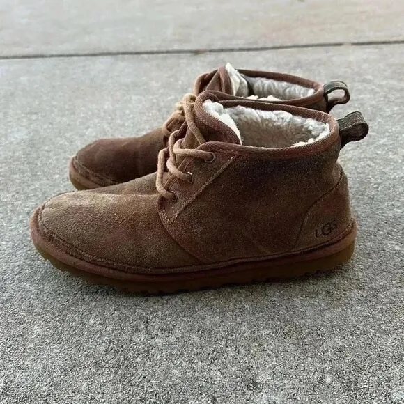 UGG Neumel Classic Fur Lined Suede Lace-Up Chukka Boots Men’s Sz 8