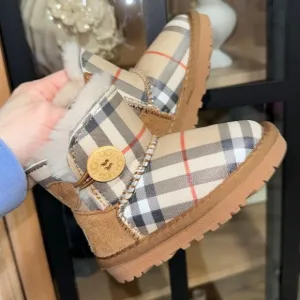 UGG plaid toddler boots snow winter fur lined ankle baby girl burburry chesnut