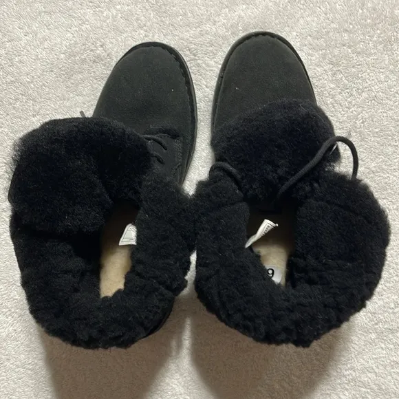 Ugg pure boot Size 6 New