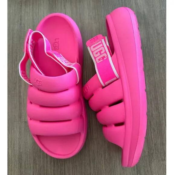 Ugg sport yeah pink women’s waterproof slides size 8 in original box