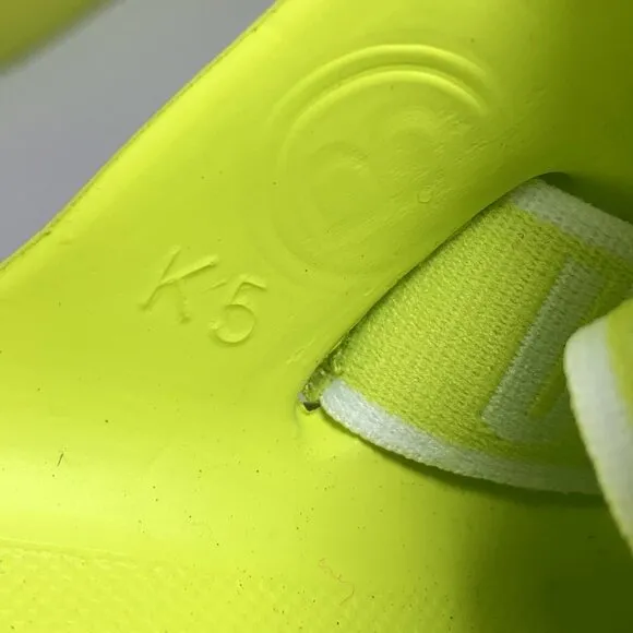 UGG Sport Yeah Sandals Slip-on Slides Lime Green Size Big Kids 5 Women’s 6 NEW