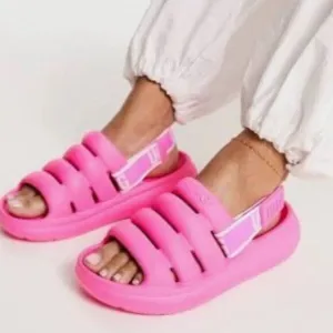 UGG Sport Yeah Sandals Taffy Pink Women's Size 8 New !!  1126811-TYPN