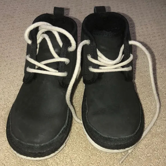 UGG T Neumel boots