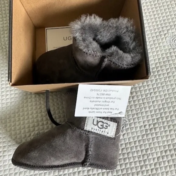 UGG Unisex Baby Infant Erin Suede Sheepskin Boots, Charcoal Color, Real Lamb Fur