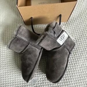 UGG Unisex Baby Infant Erin Suede Sheepskin Boots, Charcoal Color, Real Lamb Fur