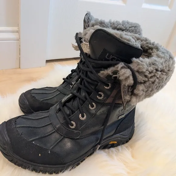 Ugg Vibram Fur Lined Boots