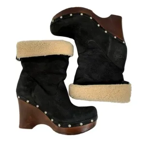 UGG Womans 8 Carnegie Leather Shearling Fur Lined Clog Boots Wood Heel Platform