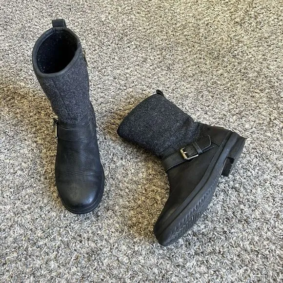 Ugg Women's Robbie Leather &amp; Wool Lined Boots Size 6 Black Side Zip Mid Calf