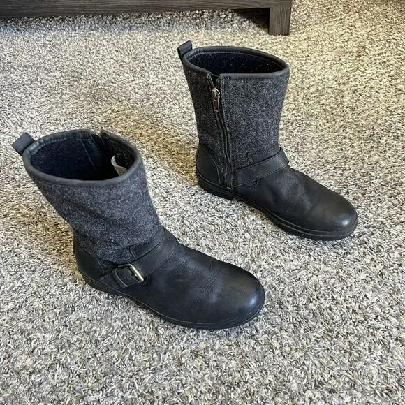 Ugg Women's Robbie Leather &amp; Wool Lined Boots Size 6 Black Side Zip Mid Calf