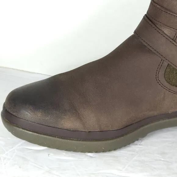 UGG Women's Simmens US8,5? Brown Leather Lined LaceUp Waterproof Wintet Boots