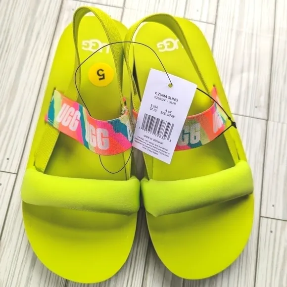 UGG Zuma Sling Slides in Sulfur Green with Padded Strap Big Girls Size 5