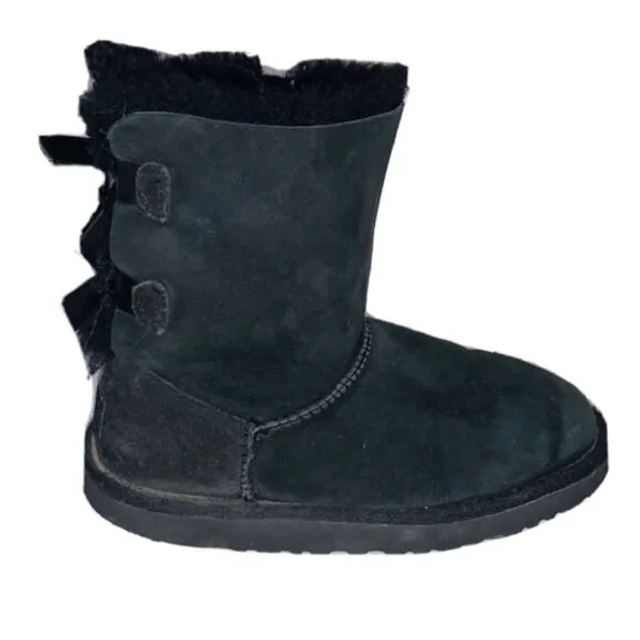 Ugg Bailey Bow black boots size 2