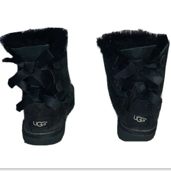Ugg Bailey Bow black boots size 2
